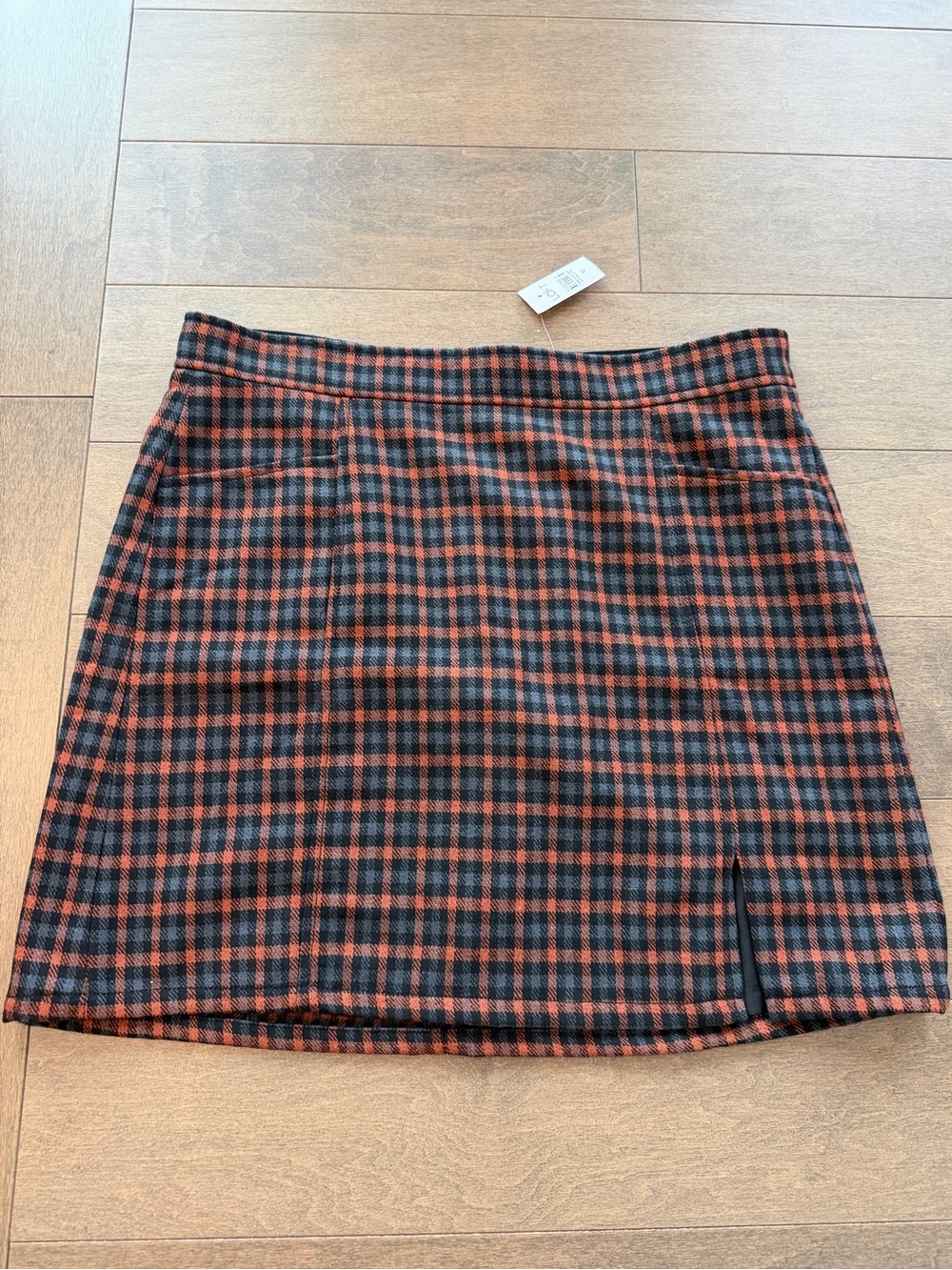 LOFT Plaid Pocket Mini Skirt
with Side Slit - Black & Rust
